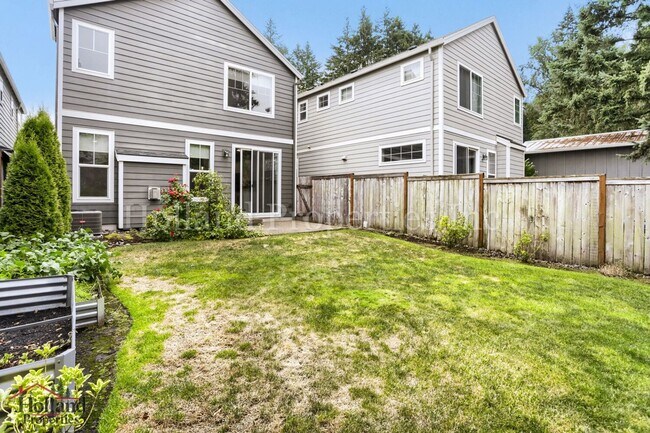 Building Photo - Spacious 3-Bedroom Home with Bonus Room in Desirable South Hillsboro! - Landscaping Included