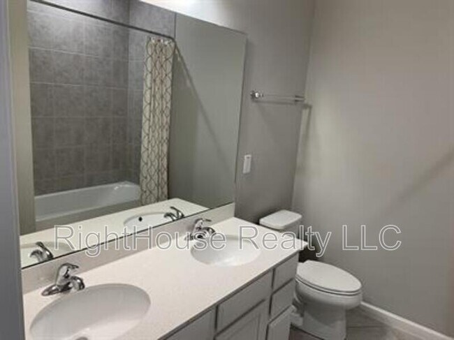 Building Photo - 3638 Lazy River Ter