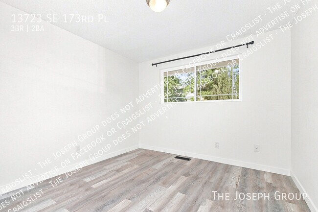 Building Photo - 13723 SE 173rd Pl