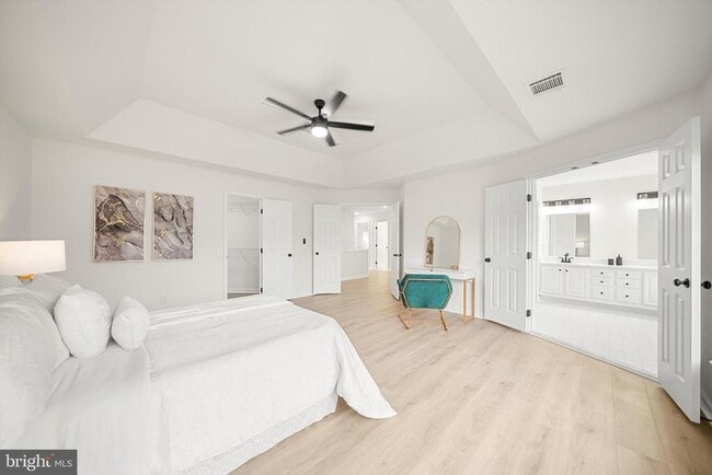 Building Photo - 12399 Brown Fox Way