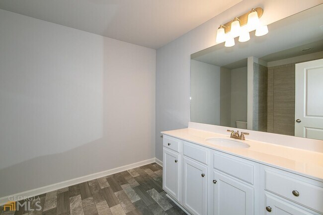 Building Photo - 5231 Pinnacle Walk Dr