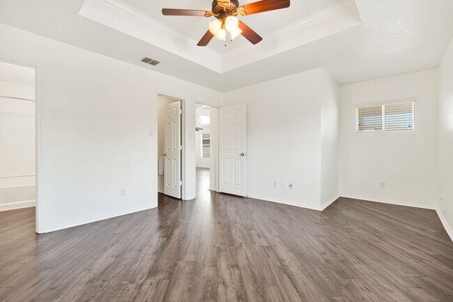 Building Photo - Cozy 3 Bedroom Home in Far West San Antonio!