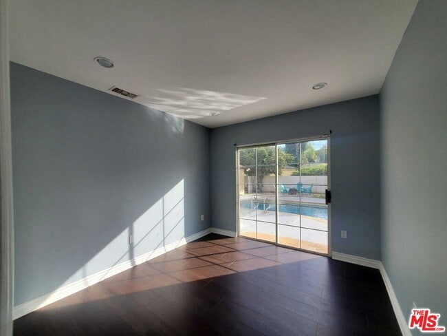 Building Photo - 19150 Topham St