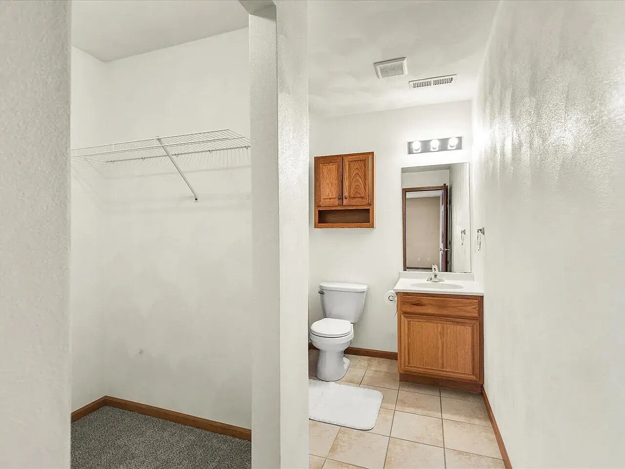 Building Photo - 10184 Metalmark Ln