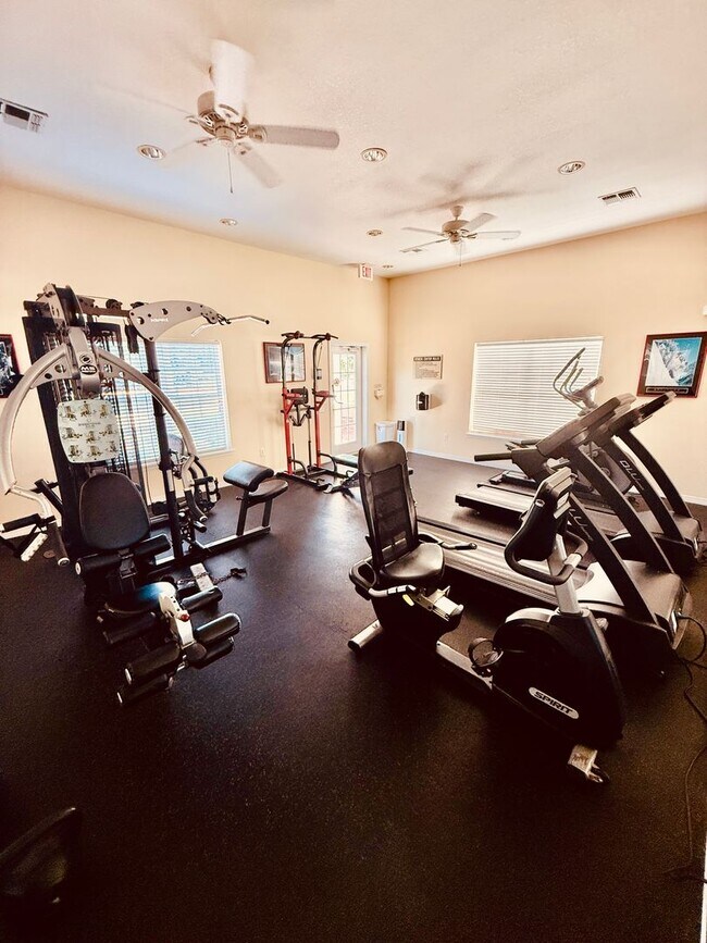 Building Photo - 2 Bed/2 Bath Condo with Garage in Lakes at Viera East