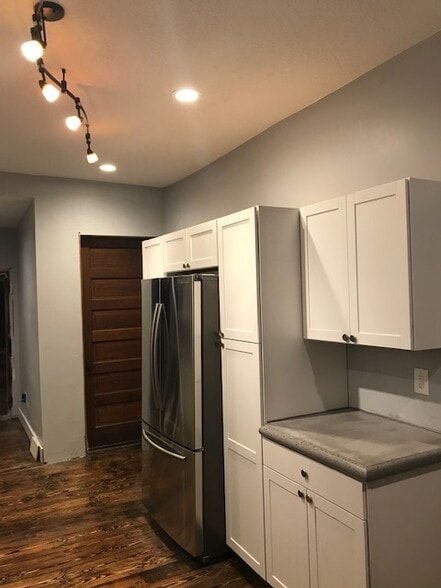 Building Photo - 918 South Westnedge Avenue