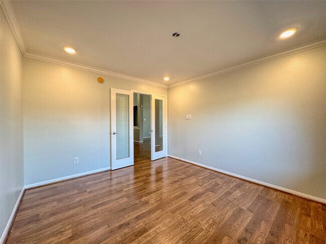 Building Photo - 3506 Deerbrook Ct