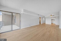 Building Photo - 9200 Edwards Way
