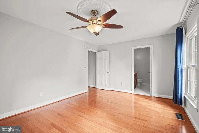 Building Photo - 4305 Massachusetts Ave NW