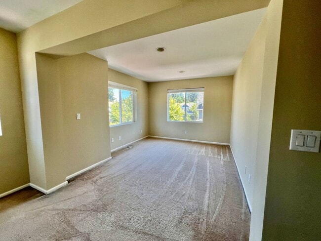 Building Photo - Spacious 4 Bedroom Home with Zen Backyard and 3-Car Garage