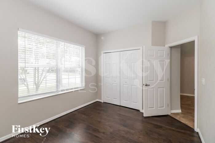Building Photo - 6127 Evansbrook Dr