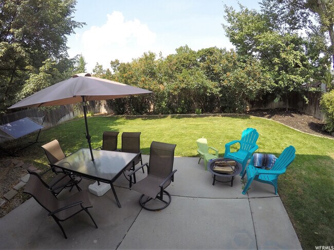 Building Photo - 4948 Decora Way