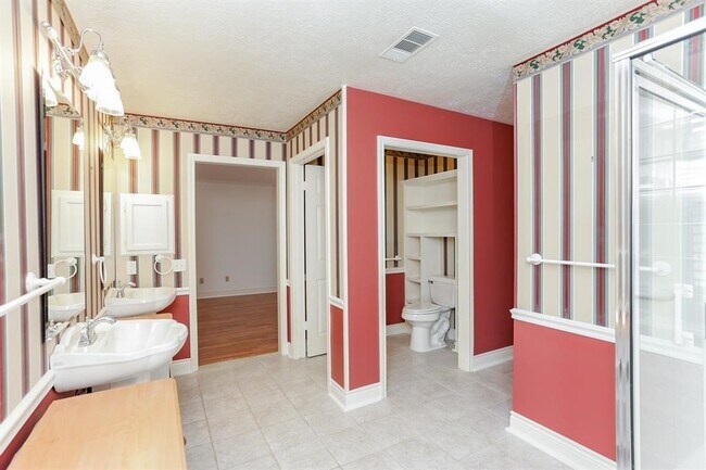 Building Photo - 16307 Cobble Springs Ct