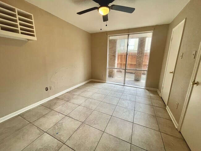 Building Photo - 4635 Wild Indigo St