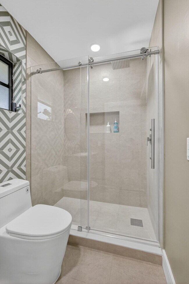 Building Photo - 10924 Roebelini Palm Ct