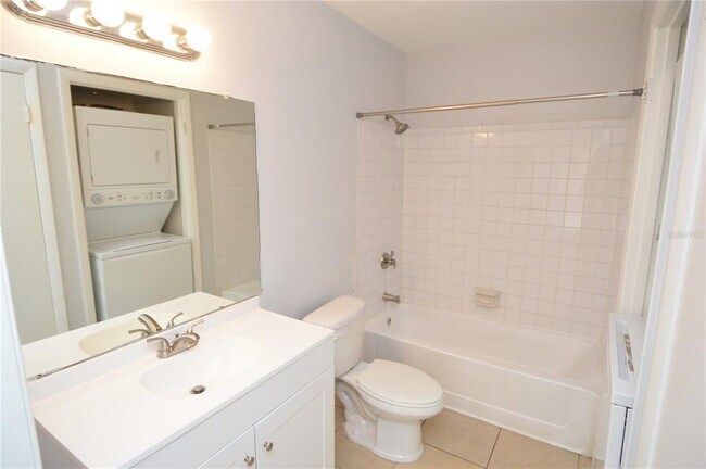 Building Photo - 8649 Fancy Finch Dr