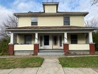 Building Photo - 1606/1608 W High St.