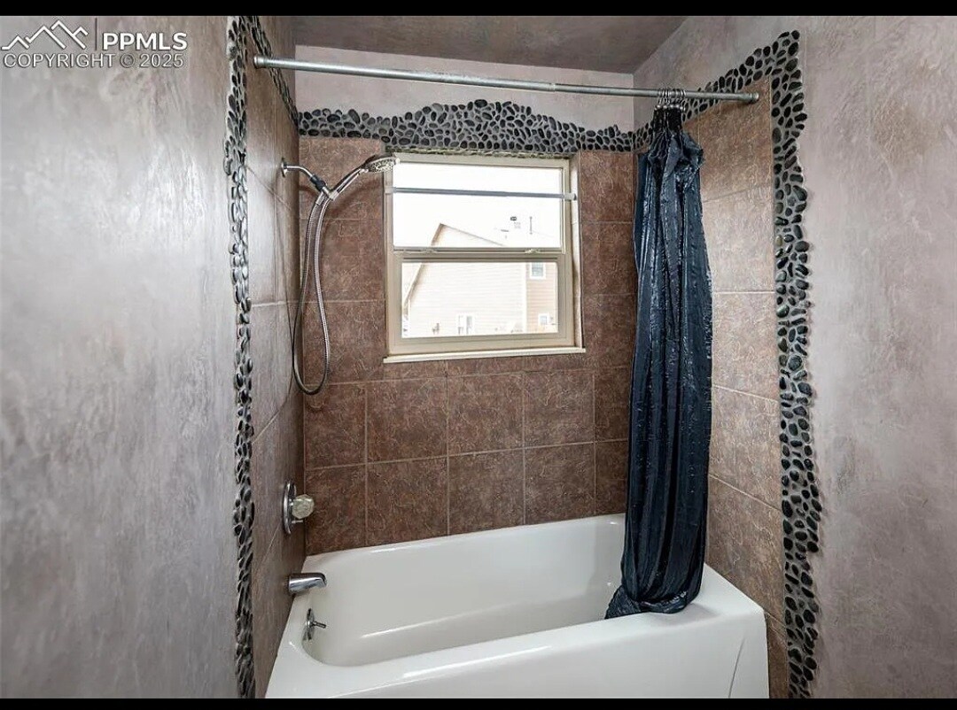 Building Photo - 3924 Berkley Ct