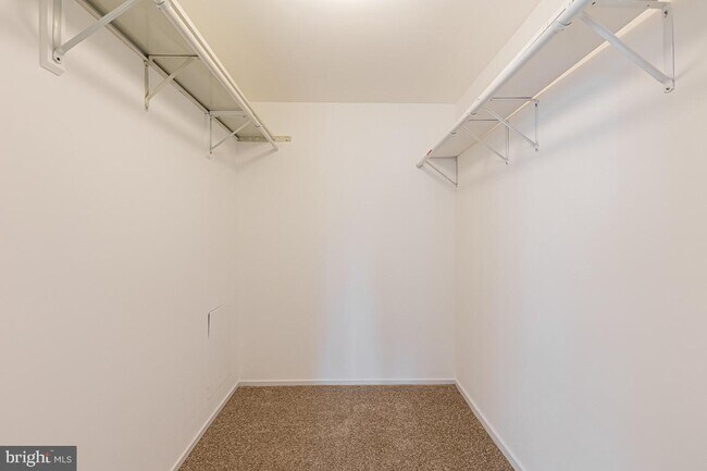 Building Photo - 18728 Nathans Pl