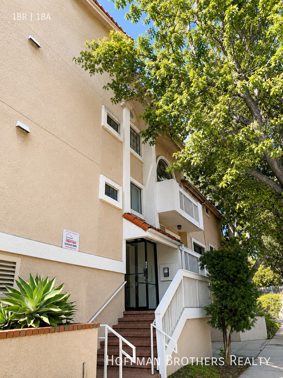 Building Photo - 9801 Tabor St