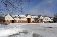 Building Photo - Lake Camelot Apartments