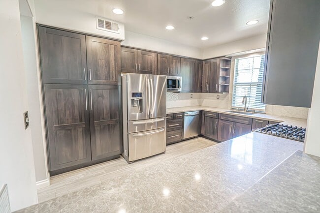 Building Photo - COMING SOON! Village Walk 2 Bedroom for Re...