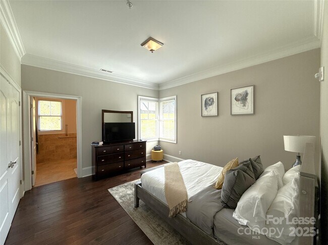 Building Photo - 14019 Thompson Rd