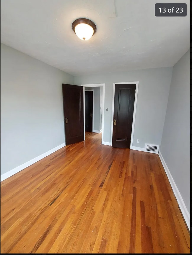Building Photo - Newly Renovated Single Family Home in Exce...
