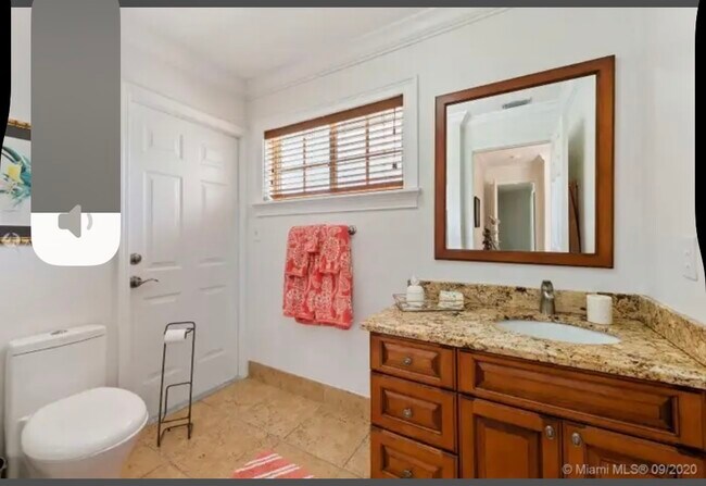 Building Photo - 15770 SW 141st Ct