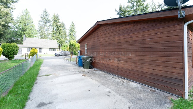 Building Photo - 14051 145th Ave SE