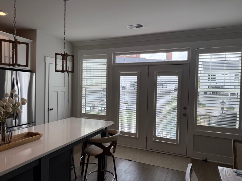 Building Photo - 63 Millside Cir