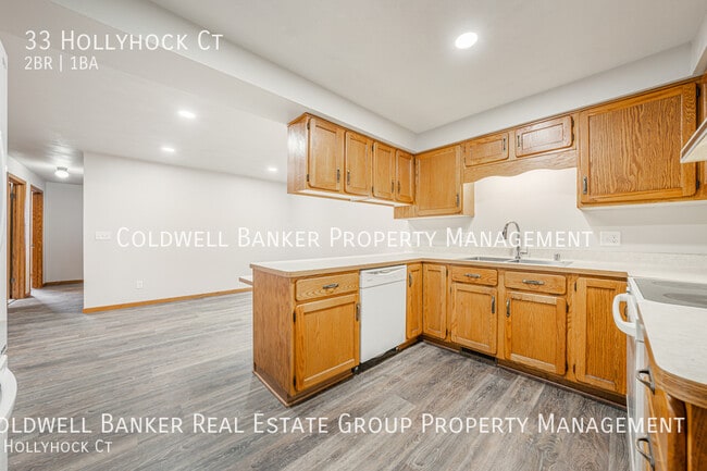 Building Photo - 33 Hollyhock Ct