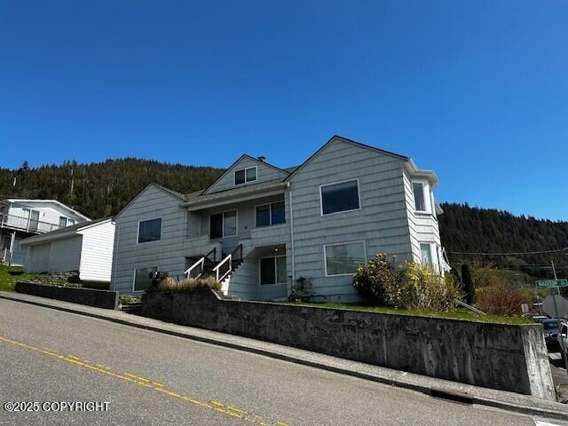 Primary Photo - 402 Madison St