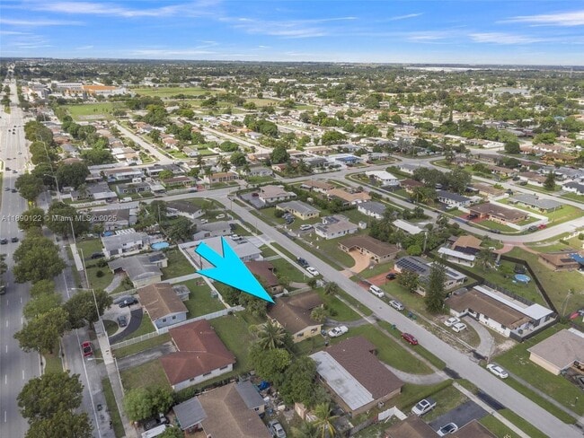 Building Photo - 2860 NW 184th St