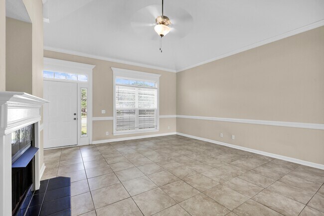 Building Photo - 4 Expedition Way