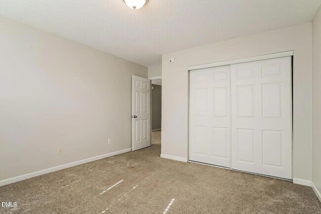 Building Photo - 4443 Karlbrook Ln
