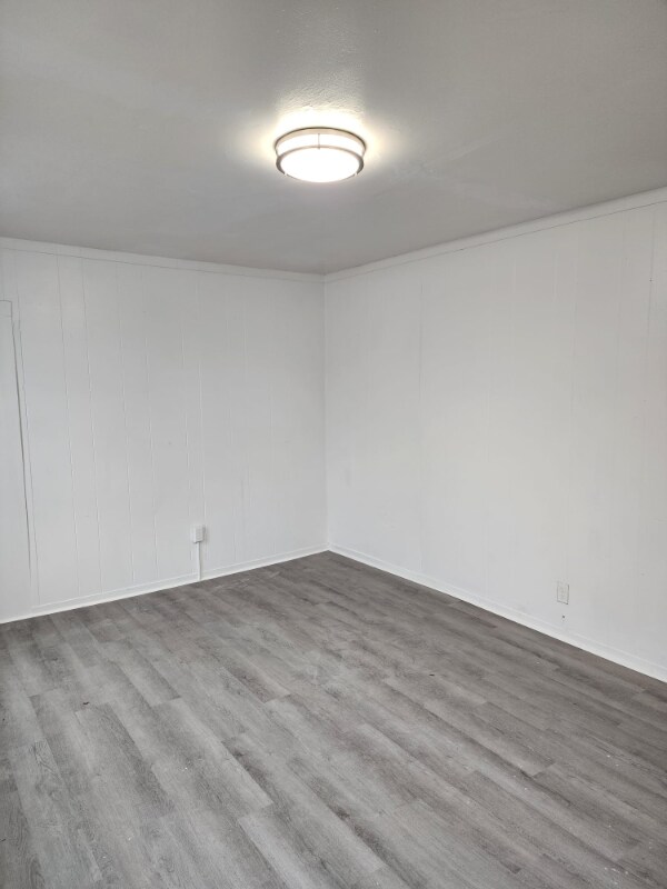 Building Photo - 16 3rd St