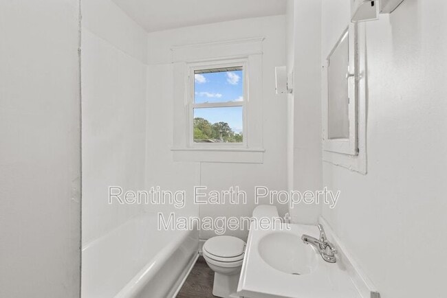 Building Photo - 1724 30th Street Ensley