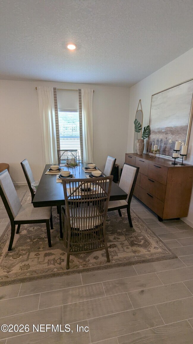 Building Photo - 15615 Thomas Crk Wy