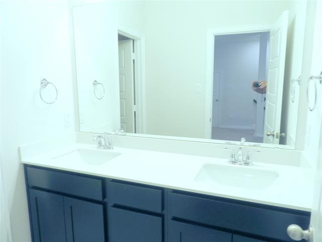 Building Photo - 5404 Locke Dr