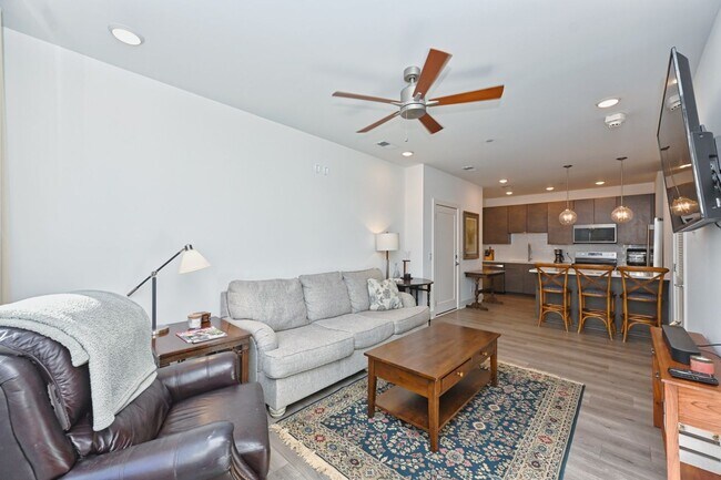 Building Photo - **2022-BUILT CONDO IN THE HEART OF WEDGEWOOD-HOUSTON WALKING DISTANCE TO GEODIS PARK**