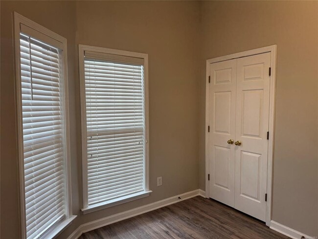 Building Photo - 119 Grasmere Ct