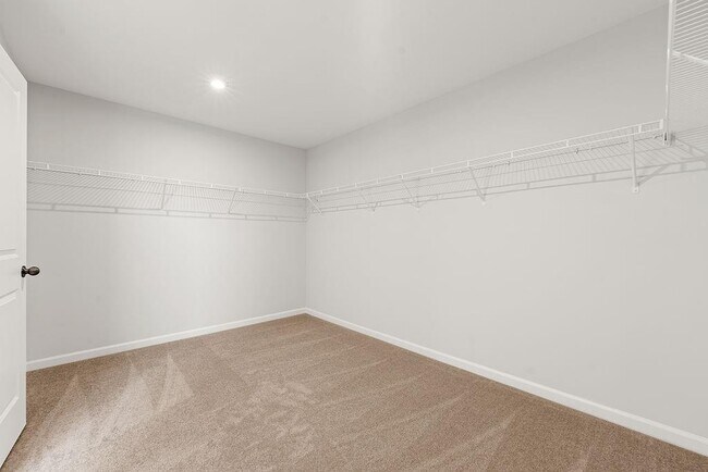 Building Photo - 1341 Jordan Brook Dr