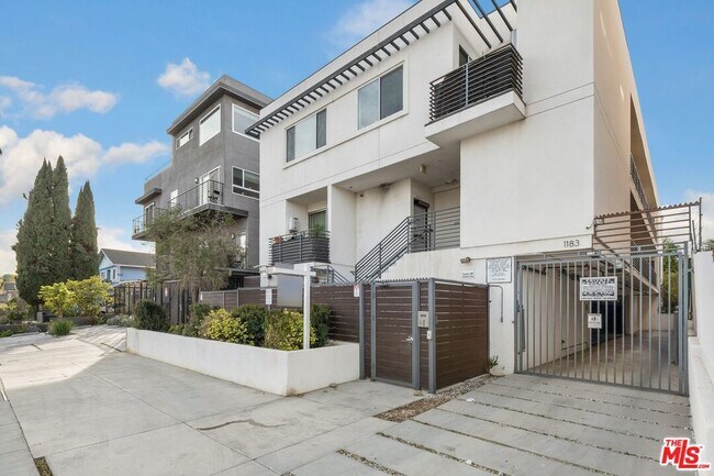 Building Photo - 1183 Crenshaw Blvd