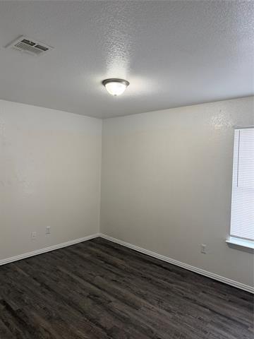 Building Photo - 609 Kings Way Dr