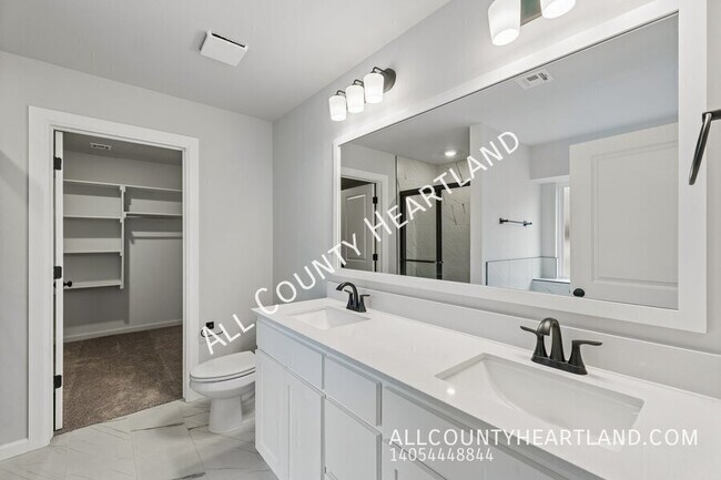 Building Photo - 1017 Redwood Creek Dr