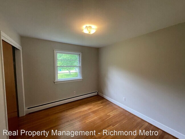Building Photo - 3 br, 2 bath House - 8315 Hood Drive