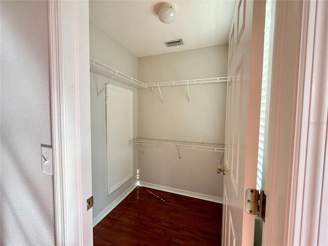 Building Photo - 12298 Country White Cir