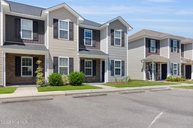 Building Photo - 110 Meadow Way