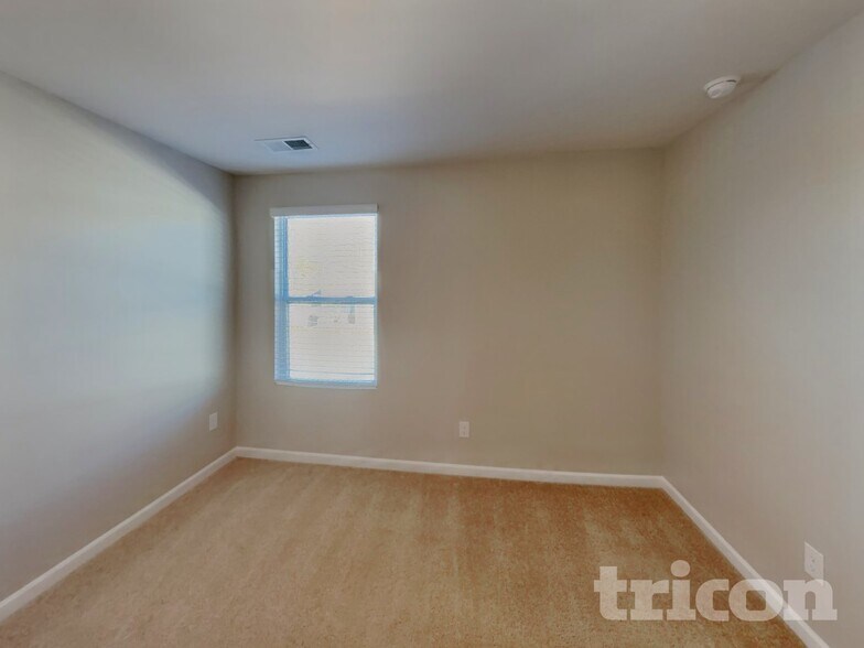 Building Photo - 1813 Wellwood LN